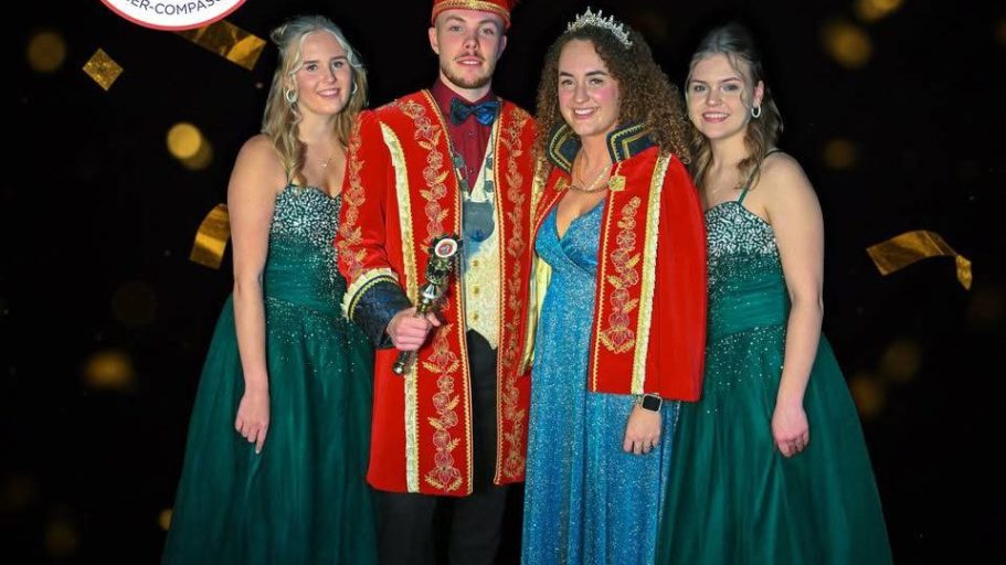 Prins Iegel LIX, Prinses Carina en Hofdames Carmen en Dionne